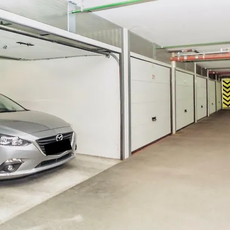 Appartamento Luxury Pega With Private Garage